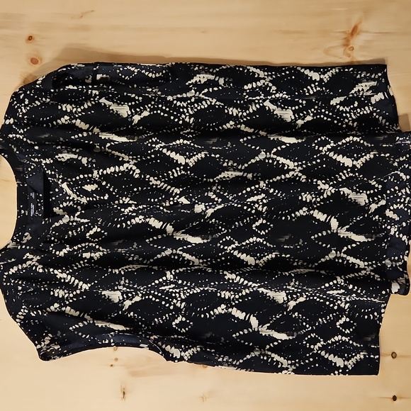 Simply Vera Vera Wang Tops - Simply Vera Vera Wang 2X Dolman Popover Blouse Black Diamond Dye NWOT